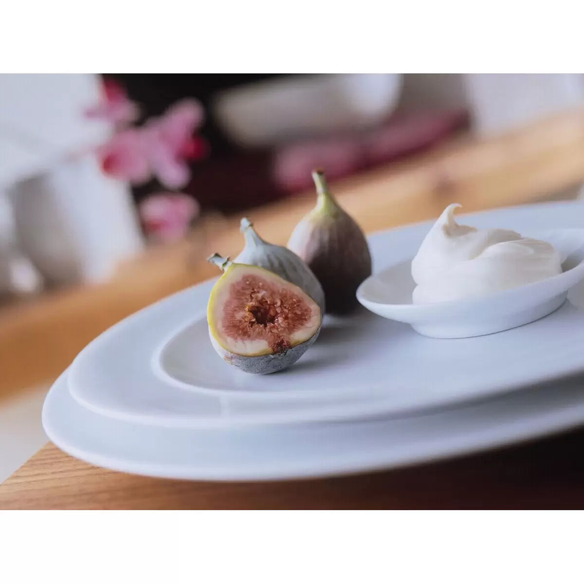 White by Denby 16 Piece Porcelain Dinnerware Set