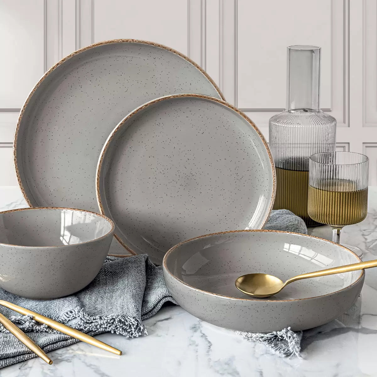 Over & Back Stoneware Dinnerware Set, 16 Piece in 2 Colours