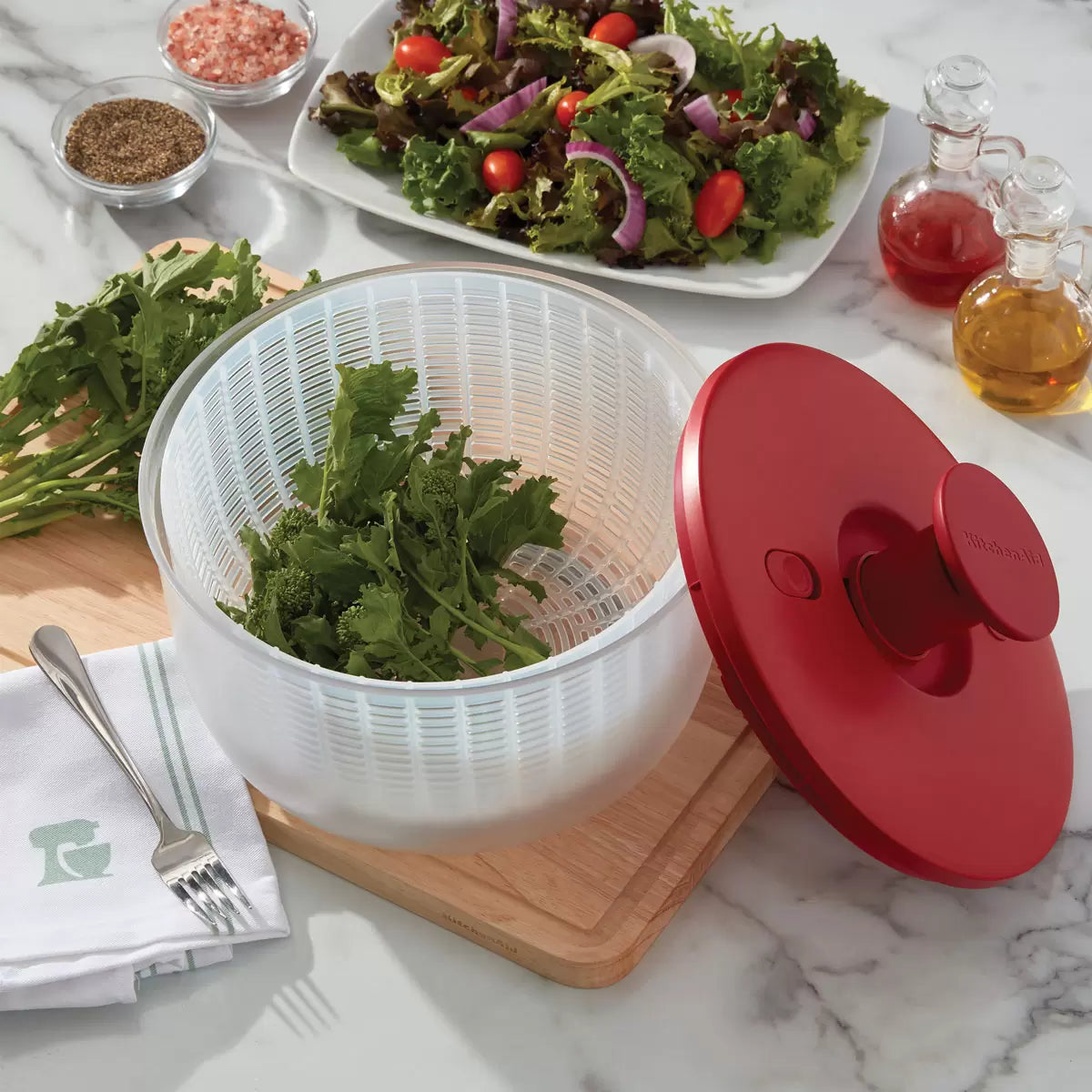 KitchenAid Salad Spinner in Green & Red