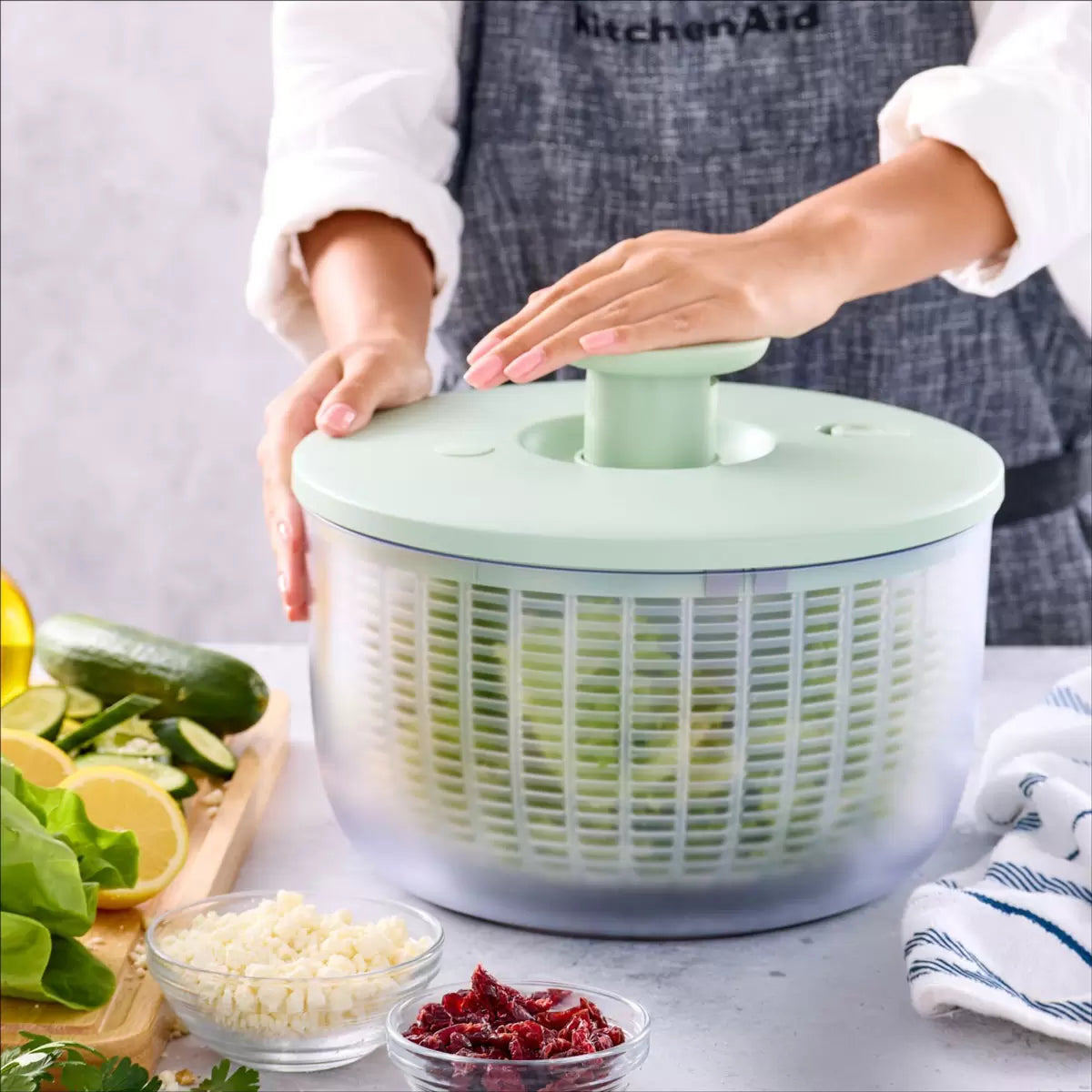 KitchenAid Salad Spinner in Green & Red