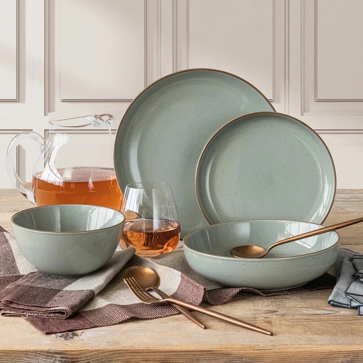 Over & Back Stoneware Dinnerware Set, 16 Piece in 2 Colours